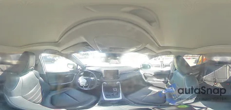 2020 Toyota Rav4 Xle Premium z USA, uszkodzony, nr VIN 2T3A1RFV4LC061863